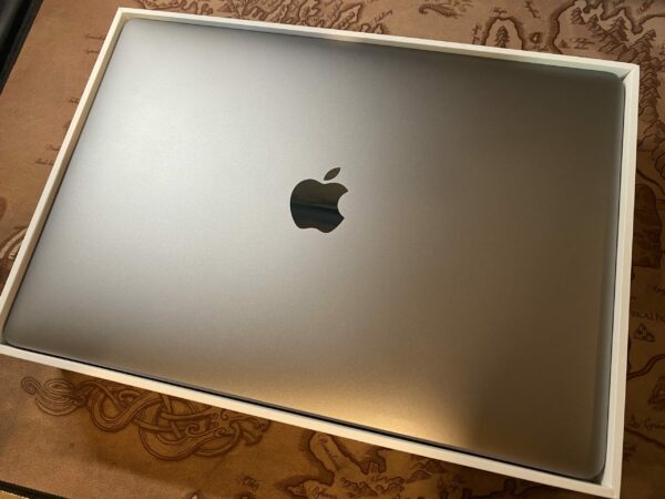 MacBook Air M1 - 2020 – Image 5