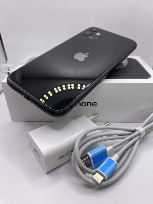 iPhone 11 - Noir
